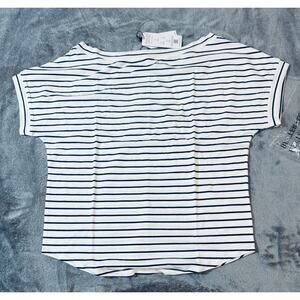 2/$30 NEW Universal Standard Size (00-0) Striped‎ White Navy Blue Blouse Causal